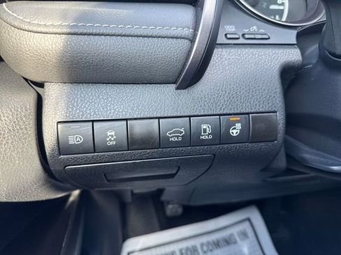 Used 2023 Toyota Camry SE FWD image 21