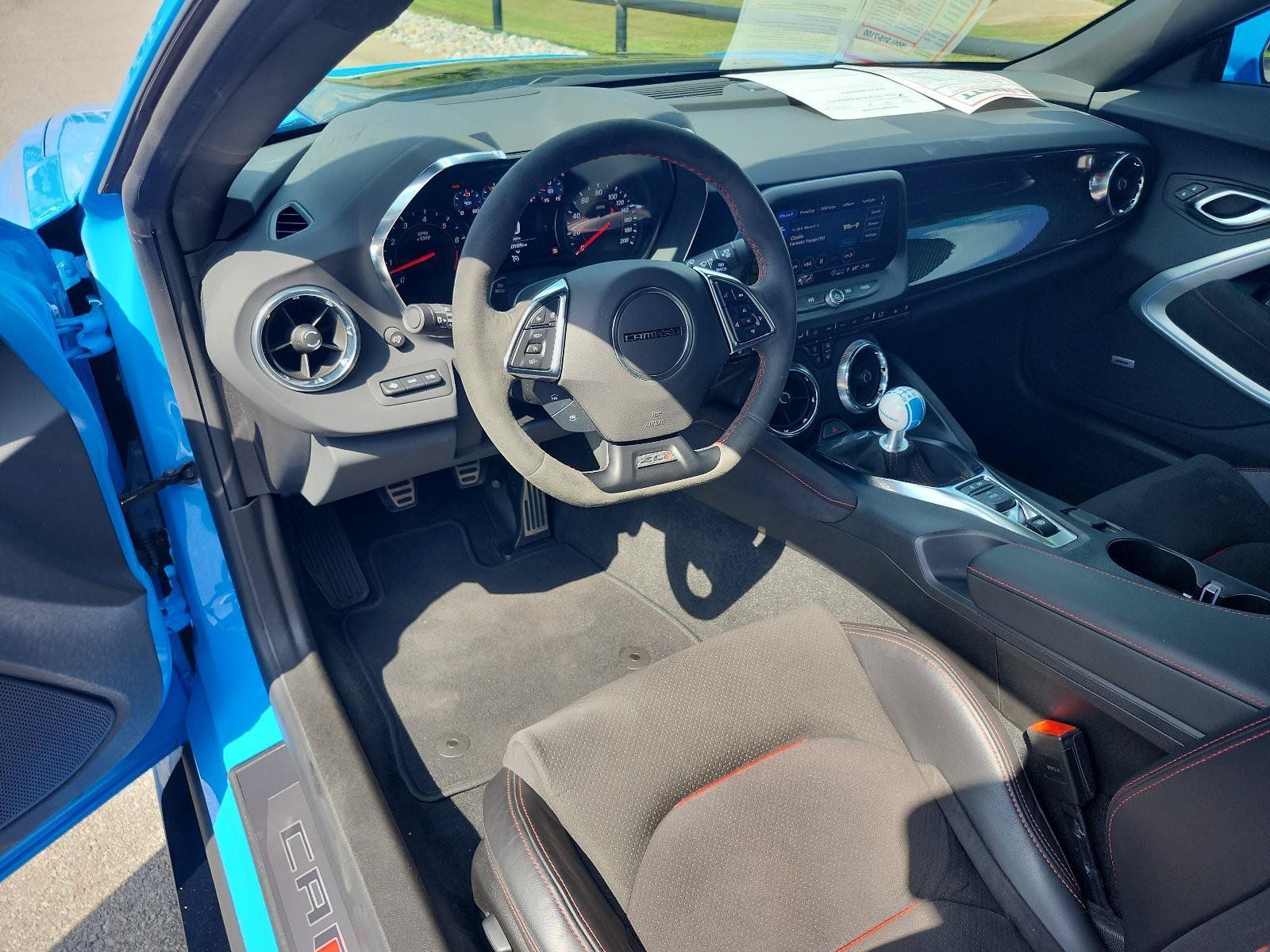 Used 2023 Chevrolet Camaro ZL1 RWD image 11