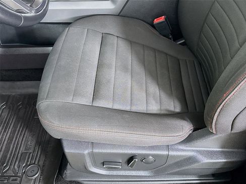 Used 2018 Ford F150 XLT w/ Equipment Group 302A Luxury image 19