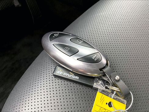 Used 2025 Hyundai Tucson SEL AWD/4WD image 11