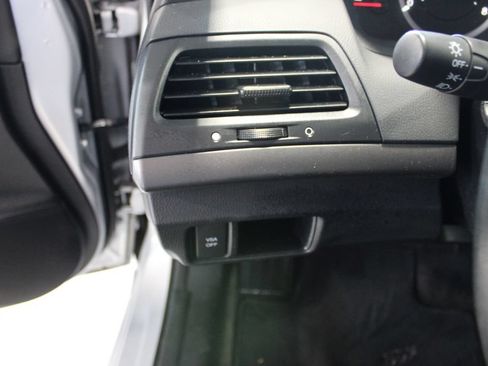 Used 2010 Honda Accord LX-P image 7