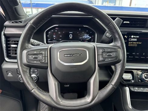 Used 2025 GMC Sierra 2500 Denali Ultimate image 17