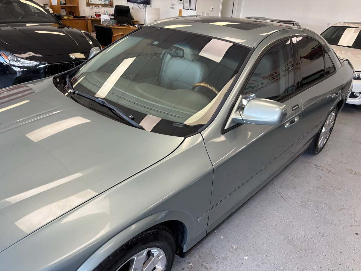 Used 2004 Lincoln LS RWD image 3