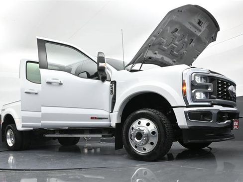 Used 2026 Ford F450 Lariat w/ FX4 Off-Road Package AWD/4WD image 45