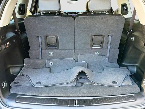 Used 2023 Jeep Grand Cherokee L Limited image 35