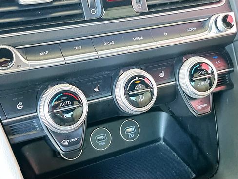 Used 2023 Genesis G70 2.0T AWD/4WD image 16