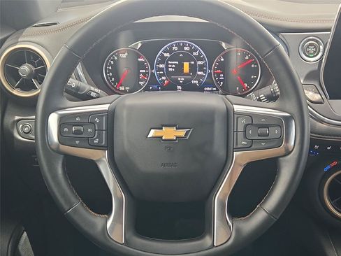 Used 2024 Chevrolet Blazer Premier w/ Enhanced Convenience Package AWD/4WD image 13