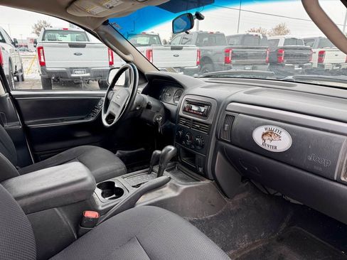 Used 2004 Jeep Grand Cherokee Laredo w/ Convenience Group image 14