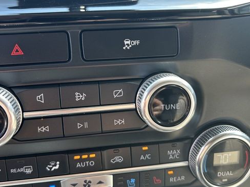 Used 2022 Ford Expedition Max Limited AWD/4WD image 42