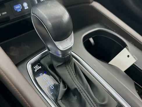 Used 2019 Hyundai Santa Fe Limited image 17