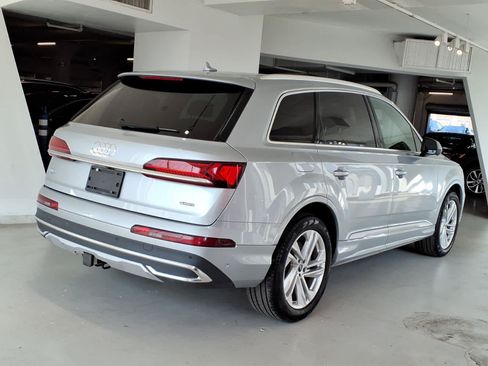 Used 2023 Audi Q7 3.0T Premium Plus w/ Premium Plus Package AWD/4WD image 4