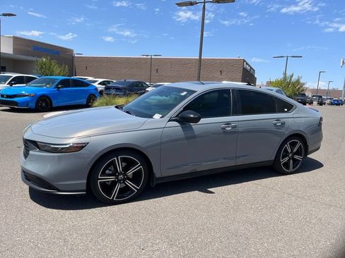 Used 2024 Honda Accord Sport image 1