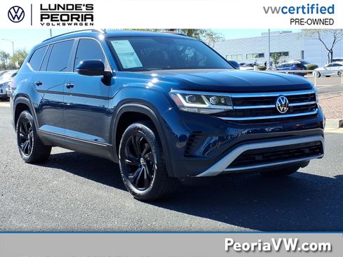 Certified 2023 Volkswagen Atlas SE w/ Black Wheel Package image 1