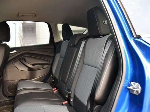 Used 2017 Ford Escape SE image 19