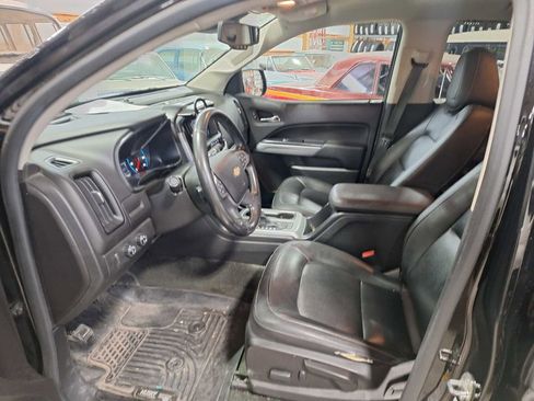 Used 2016 Chevrolet Colorado LT w/ Midnight Edition AWD/4WD image 14