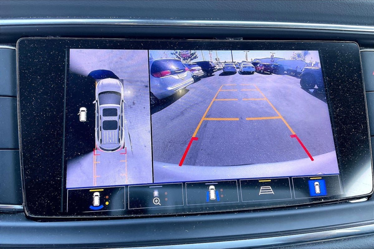 Used 2022 Buick Enclave Premium FWD image 21