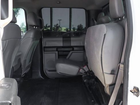 Used 2019 Ford F250 XL w/ Power Equipment Group AWD/4WD image 39