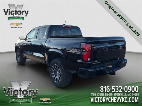Used 2023 Chevrolet Colorado Z71 w/ Z71 Convenience Package 2 image 4