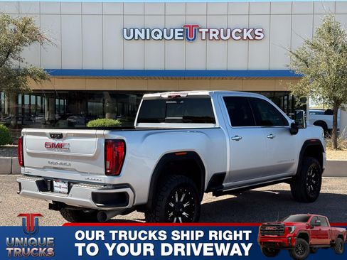 Used 2022 GMC Sierra 2500 Denali w/ Denali Ultimate Package image 5