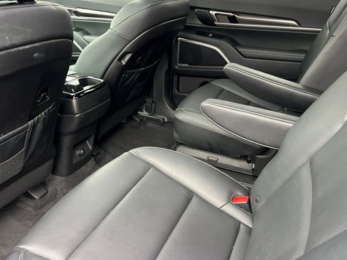 Certified 2025 Kia Telluride S image 13