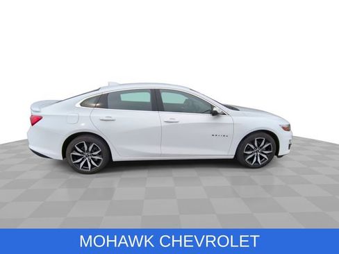 Used 2024 Chevrolet Malibu RS w/ LPO, Floor Liner Package FWD image 10