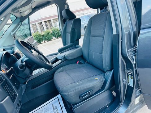 Used 2011 Nissan Titan SV w/ SV Premium Utility Pkg image 15