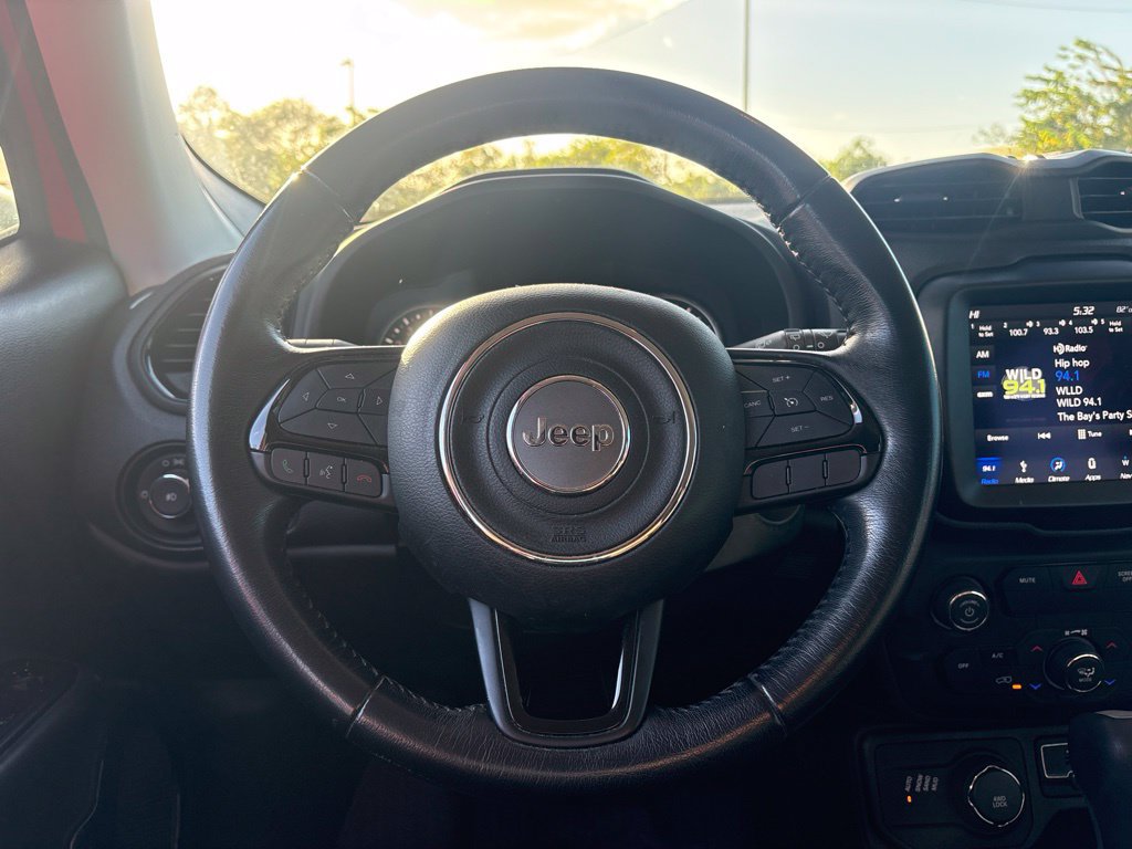 Used 2018 Jeep Renegade Altitude w/ UConnect 8.4 Nav Group AWD/4WD image 21