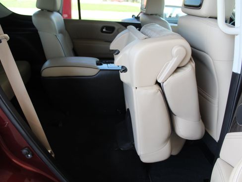 Used 2023 Nissan Armada Platinum w/ Captain's Chairs Package RWD image 21