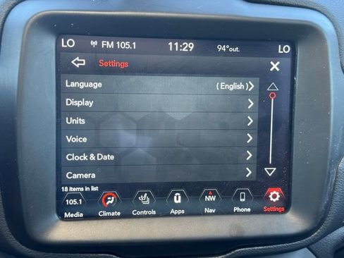 Certified 2022 Jeep Renegade Limited w/ Sun, Sound & Wheels Group AWD/4WD image 33