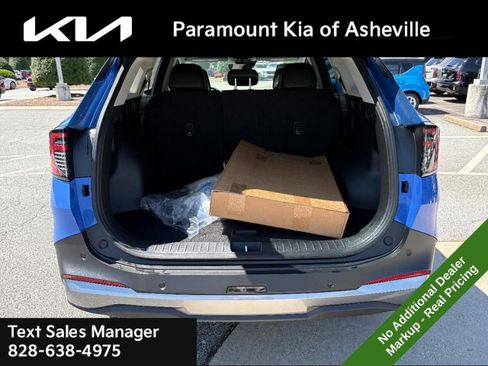 New 2026 Kia Sportage EX w/ EX Panorama Roof Package image 29