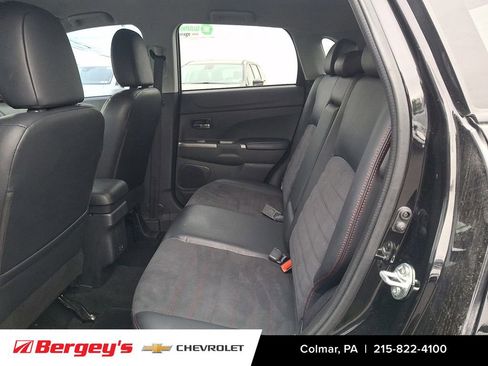 Used 2024 Mitsubishi Outlander Sport SE AWD/4WD image 12