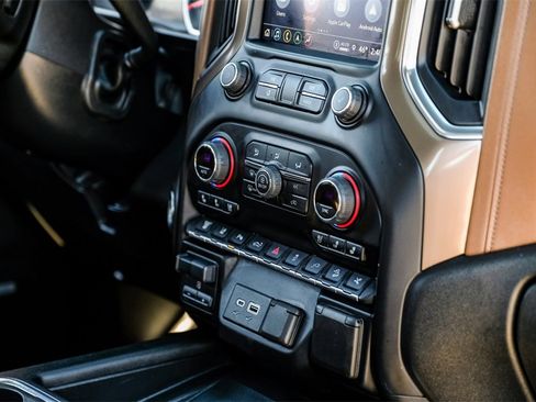 Used 2022 Chevrolet Silverado 2500 High Country w/ Safety Package II image 22