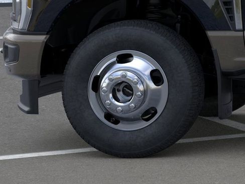 New 2026 Ford F350 4x4 Crew Cab DRW Super Duty image 15