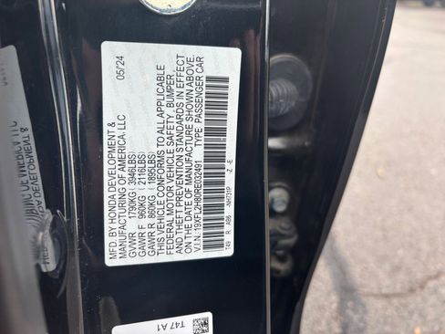 Used 2024 Honda Civic Sport image 28