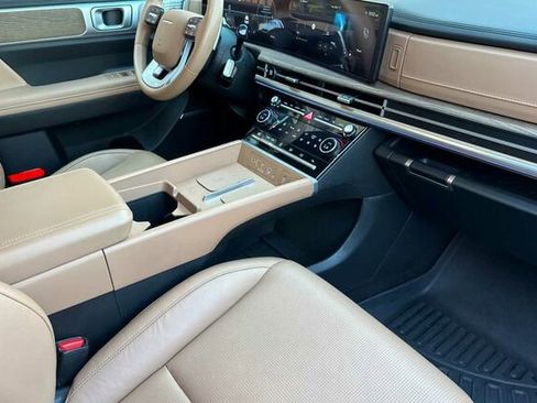 Used 2024 Hyundai Santa Fe Limited image 14