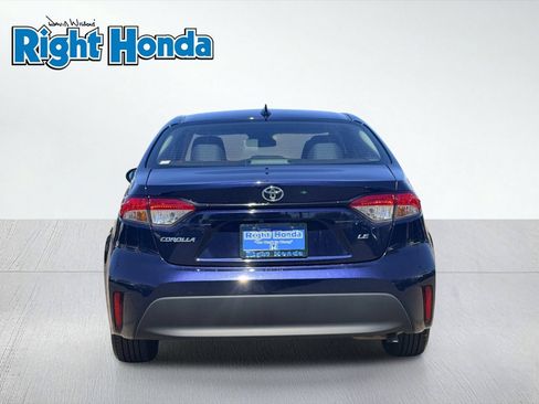Used 2024 Toyota Corolla LE FWD image 5