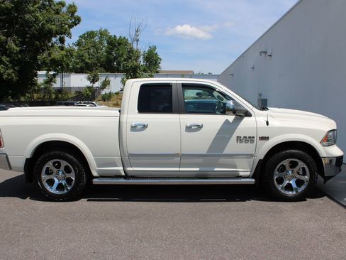 Used 2017 RAM 1500 Laramie w/ Convenience Group AWD/4WD image 32