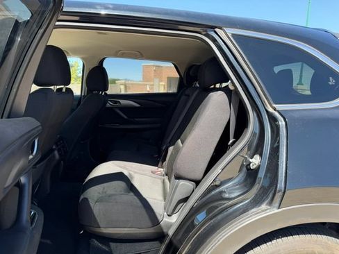 Used 2018 MAZDA CX-9 Sport FWD image 18
