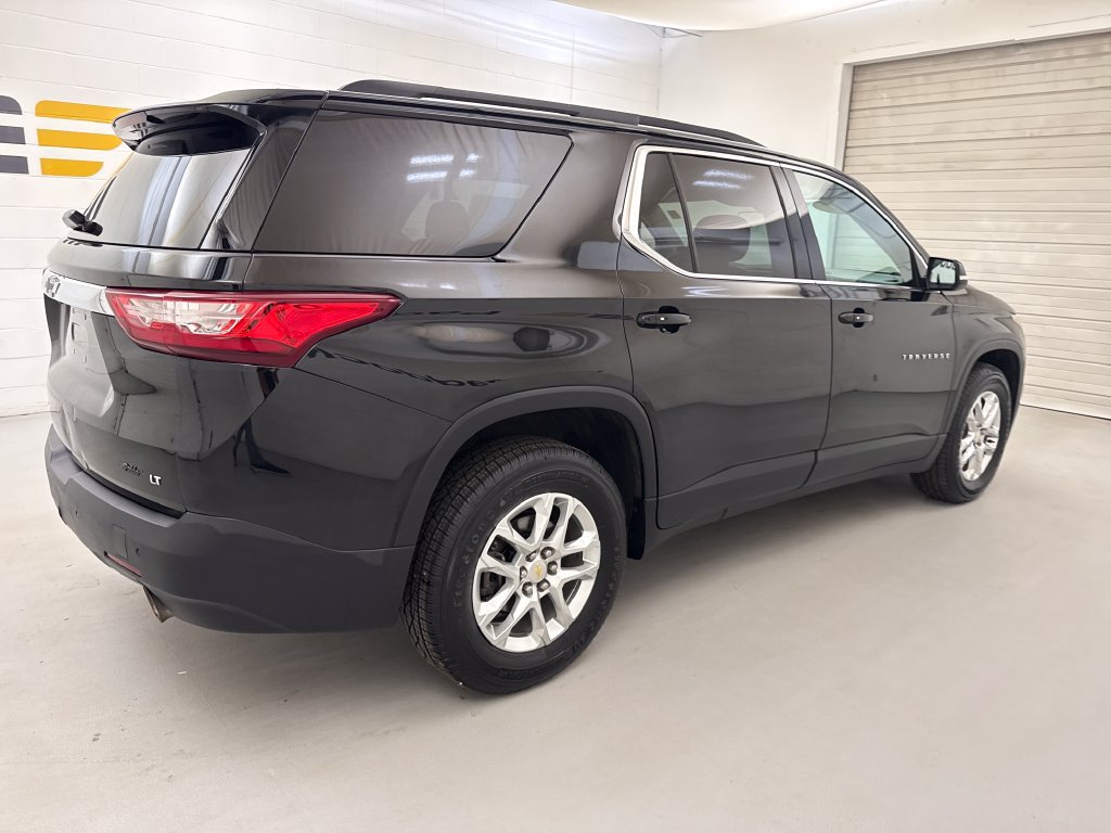 Used 2019 Chevrolet Traverse LT w/ LPO, Floor Liner Package AWD/4WD image 5