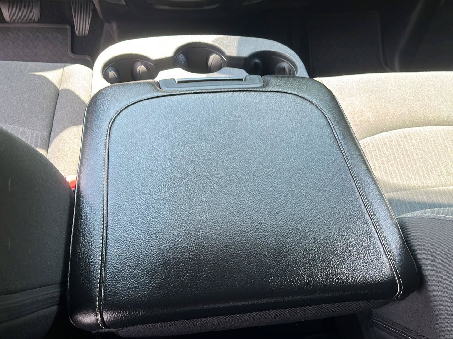 Used 2022 RAM 1500 Warlock w/ Warlock Decor Package AWD/4WD image 16