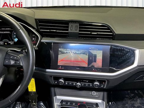 Used 2022 Audi Q3 2.0T Premium Plus image 9