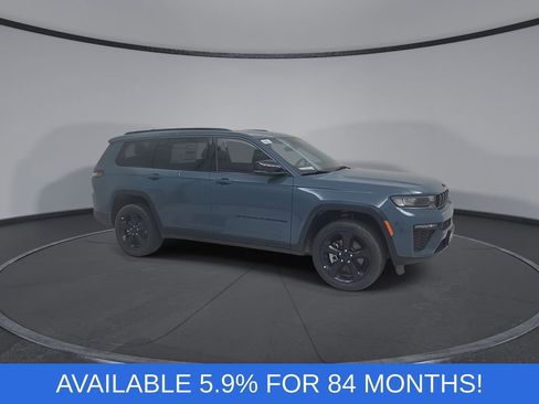 New 2026 Jeep Grand Cherokee L Limited w/ Limited Altitude Package AWD/4WD image 2