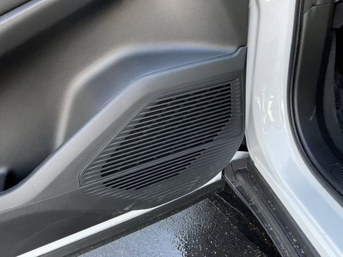 New 2026 Jeep Cherokee Limited image 28