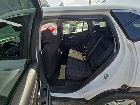 Used 2022 GMC Terrain SLE FWD image 8