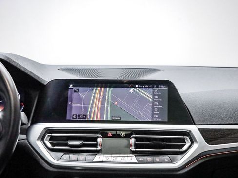 Certified 2022 BMW 330i Sedan w/ Convenience Package image 15