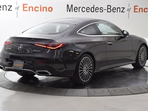 Used 2024 Mercedes-Benz CLE 300 4MATIC Coupe image 6