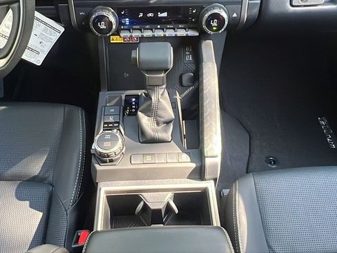 New 2026 Toyota 4Runner Limited AWD/4WD image 14