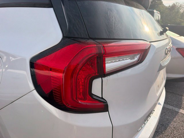 Used 2023 GMC Terrain Denali w/ LPO, Floor Liner Package AWD/4WD image 7