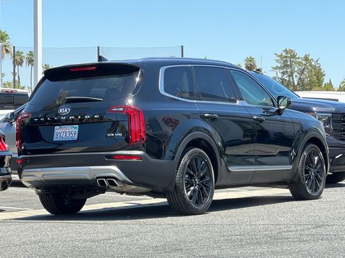 Certified 2021 Kia Telluride SX FWD image 3