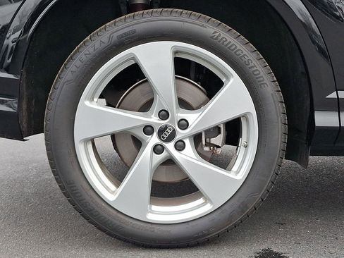 Used 2025 Audi Q5 Premium Plus w/ Premium Plus image 8